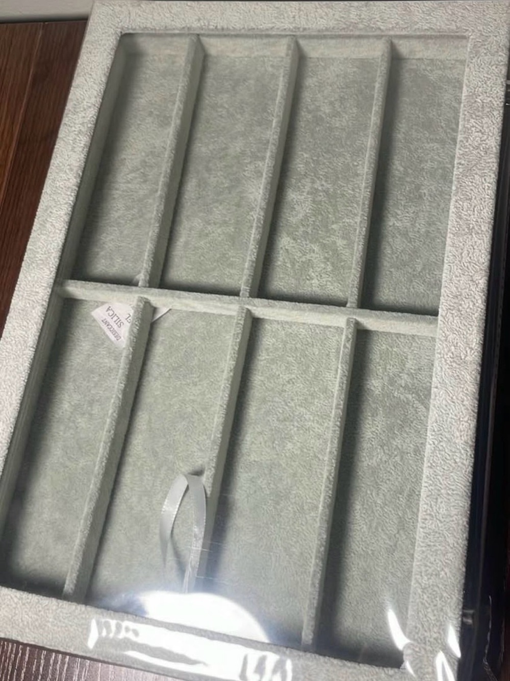 sunglasses Tray Organizer in Light Gray